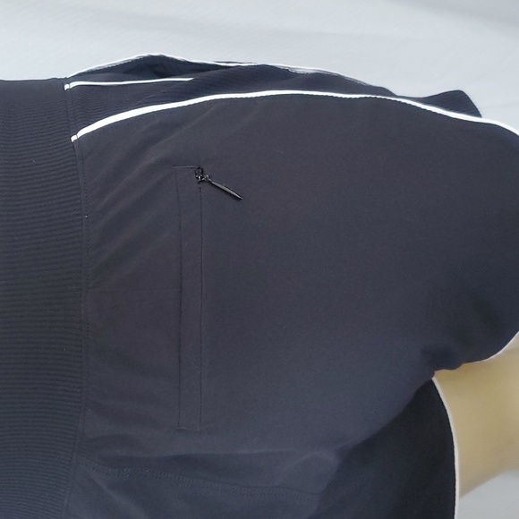 Athleta Women’s Black and White Shorts with Pockets Size 6 - Picture 4 of 10